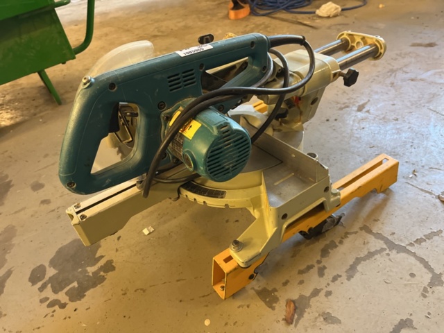 1085965-3 Cut & miter saw Makita LS0714 - 2018