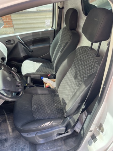 1085976-21 Renault Kangoo Express 1.5 dCi - 2014