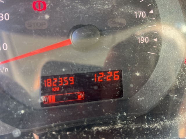 1085976-24 Renault Kangoo Express 1.5 dCi - 2014