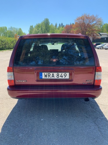 1208276-6 Volvo 960 Estate -1996