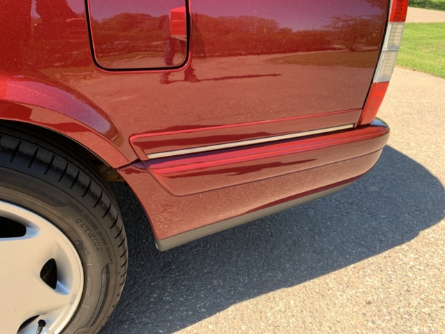 1208276-10 Volvo 960 Estate -1996