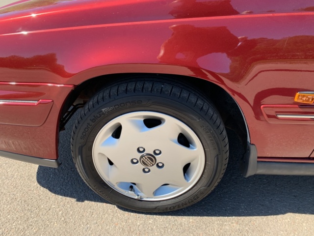 1208276-14 Volvo 960 Estate -1996