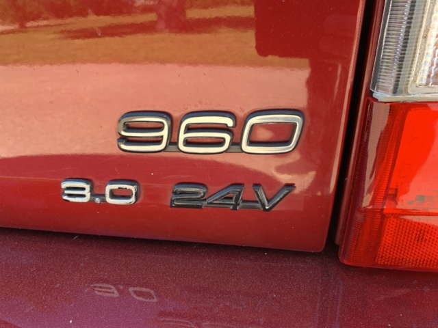 1208276-25 Volvo 960 Estate -1996