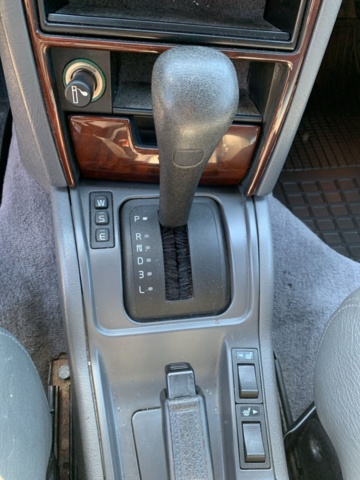 1208276-35 Volvo 960 Estate -1996