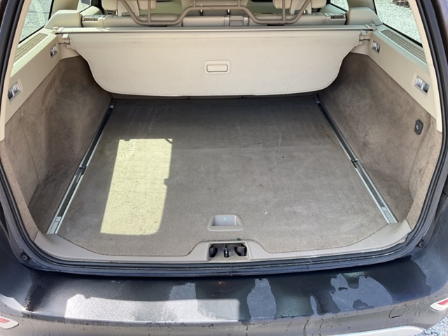 1121544-18 Volvo XC70 -2013