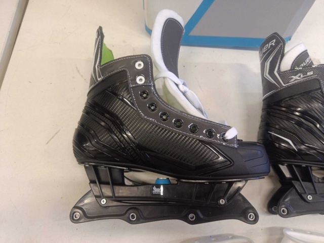 1000298-3 Skates Bauer XLS
