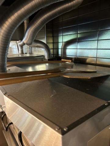 1144466-8 Pizza oven Pizzamaster PM732ED with stand on wheels