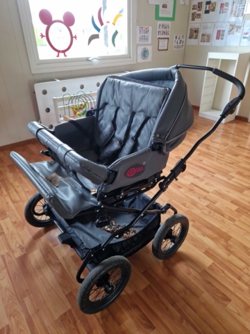 1150621-12 All loose furniture and toys