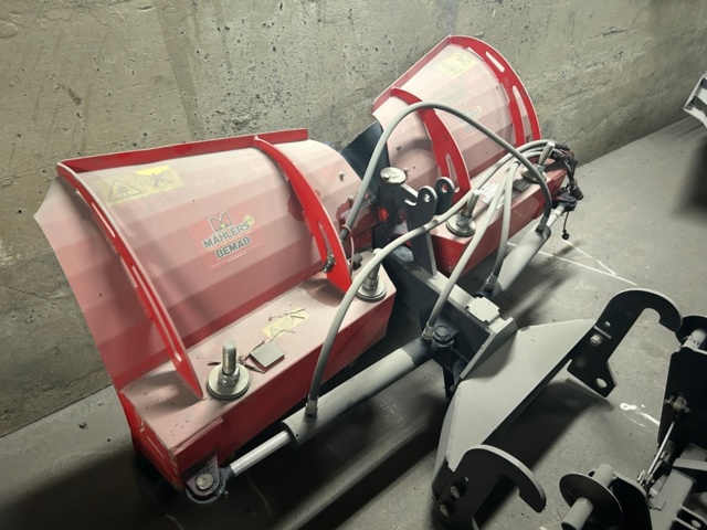 1144547-18 Tool carrier Belos Trans Pro 54 - 2004