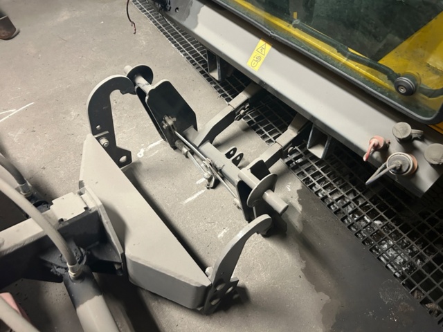 1144547-10 Tool carrier Belos Trans Pro 54 - 2004