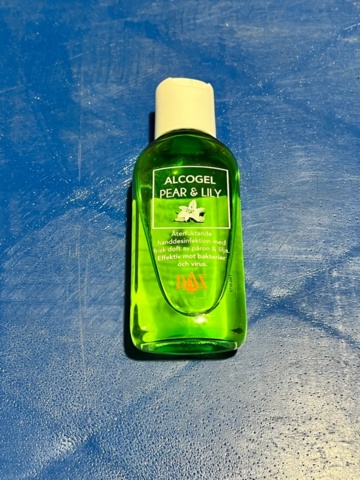 1209934-1 Hand alcohol approximately 8500 bottles - DAX Alcogel Pear & lily