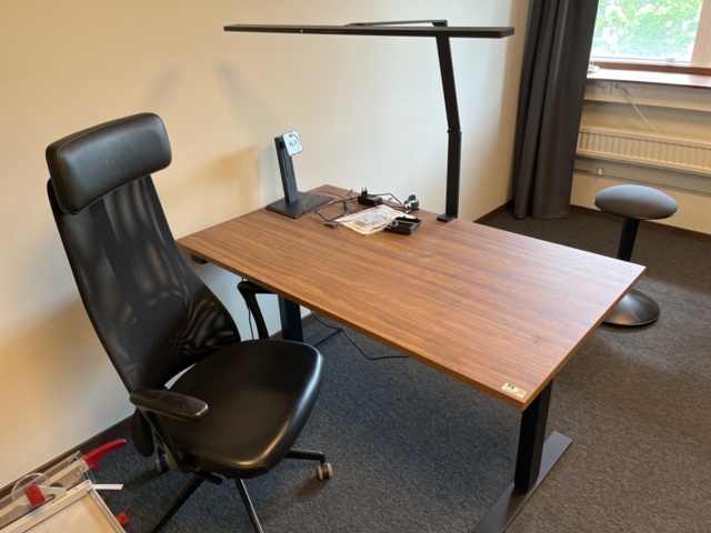 1085988-1 Kontorsmöblemang