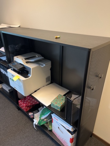 1085988-5 Kontorsmöblemang