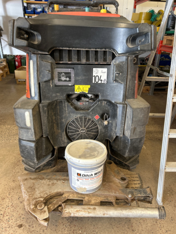 1150635-7 Vibrating plow Ditch Witch Zahn R300