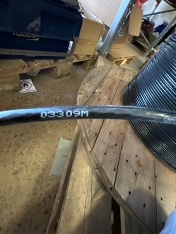 1150649-7 About 10 drums with fiber cable