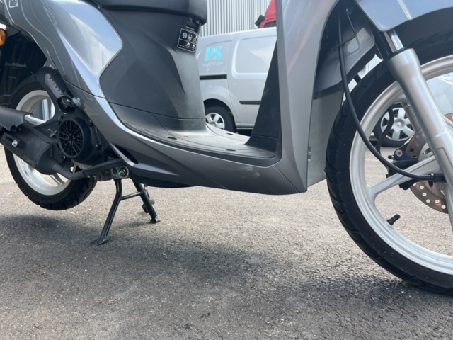 1205397-21 Motorcycle Honda Vision -2019