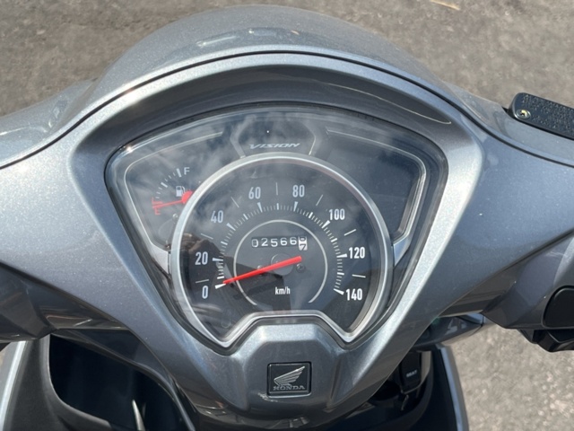 1205397-32 Motorcycle Honda Vision -2019
