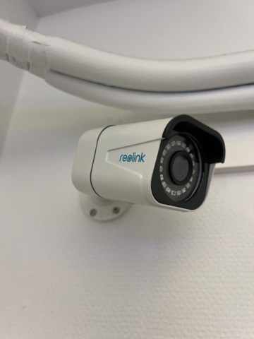 1178654-14 Surveillance system 8 cameras with TV & recording - Defeway