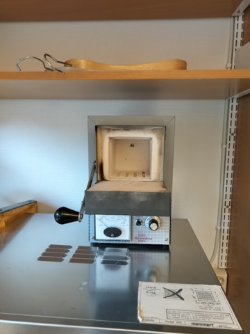 1210664-3 Ovens 2 pcs. Barnstead Thermolyne oven FB1310-26 and 1 Memmet Oven