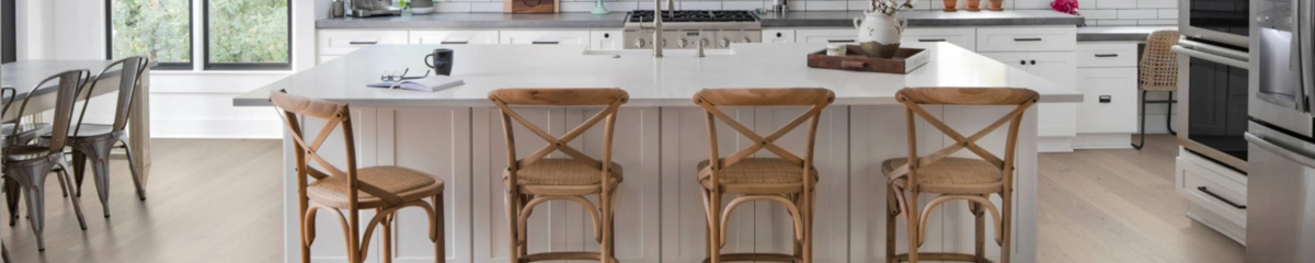 Bild som representerar auktionen - Avyttring exklusiva golv i valnöt & ek