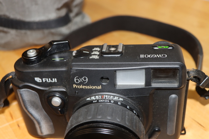 1173686-5 Camera Fuji GW690 III