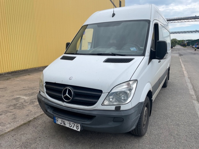 1210851-1 Mercedes-Benz Sprinter 316 CDI Van -2012