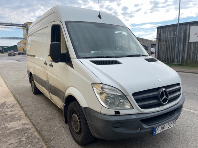1210851-7 Mercedes-Benz Sprinter 316 CDI Van -2012