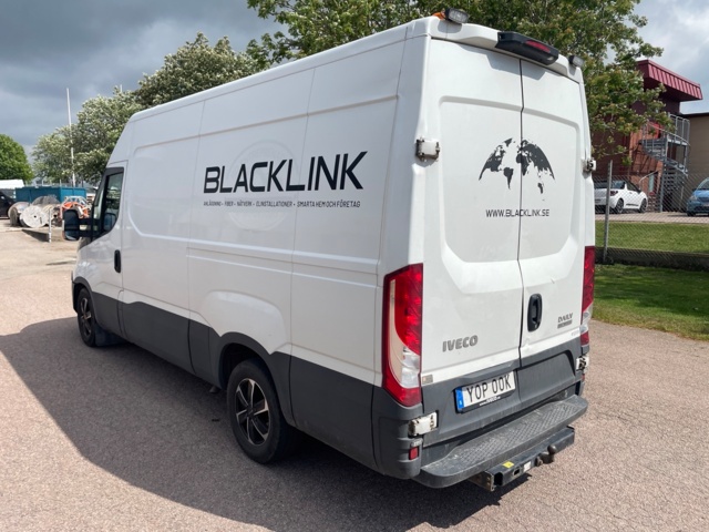 1210856-3 Iveco Daily 35-140 Van -2019