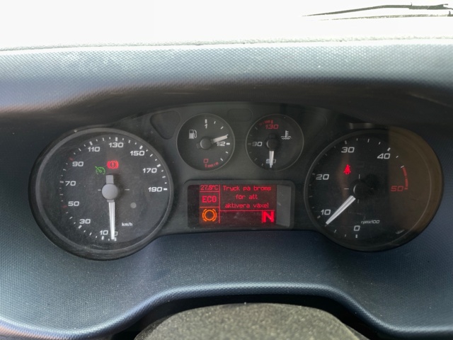 1210856-12 Iveco Daily 35-140 Van -2019