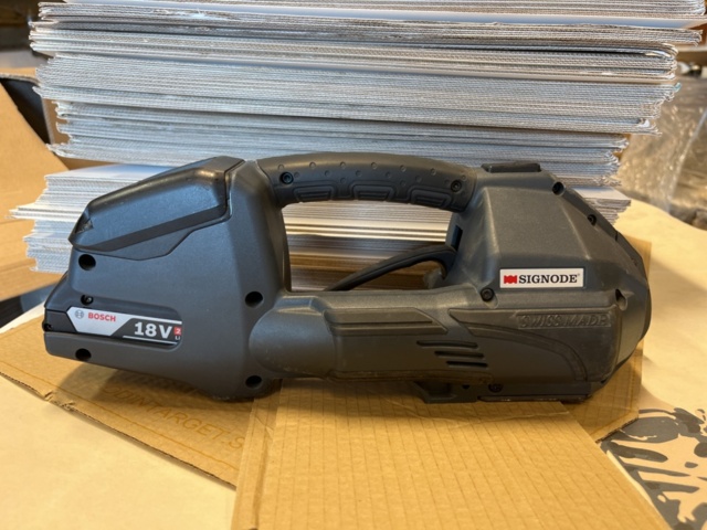 1132121-7 Mobil bandningsstation med bandningsenhet - Signode BXT3-13