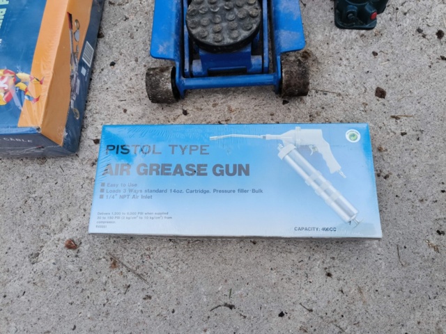 1129268-4 Garage jack, Pillar jack and wire block