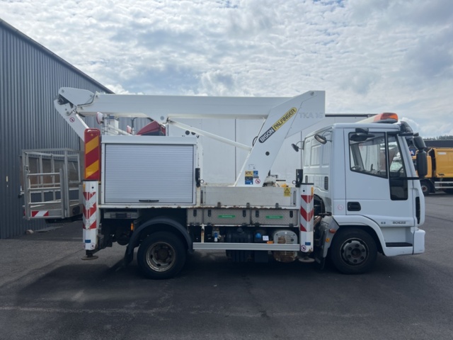 1178671-6 Iveco Eurocargo 80E22 EUROTRONIC -2009