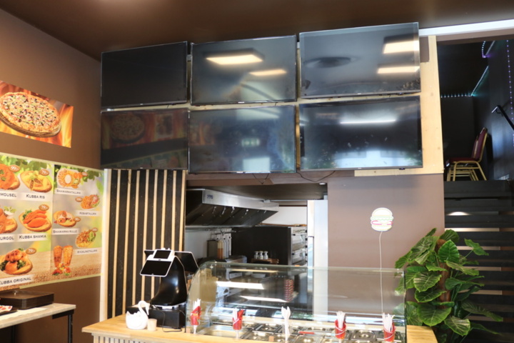 999403-6 Restaurant near Ske-å C sold for relocation or continued operation