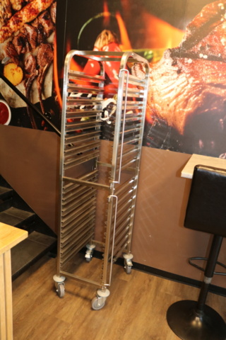 999403-9 Restaurant near Ske-å C sold for relocation or continued operation