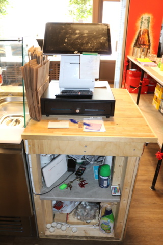 999403-12 Restaurant near Ske-å C sold for relocation or continued operation