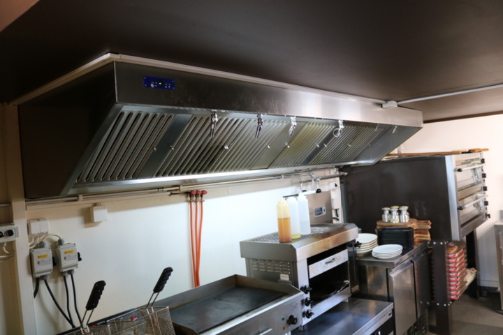 999403-18 Restaurant near Ske-å C sold for relocation or continued operation