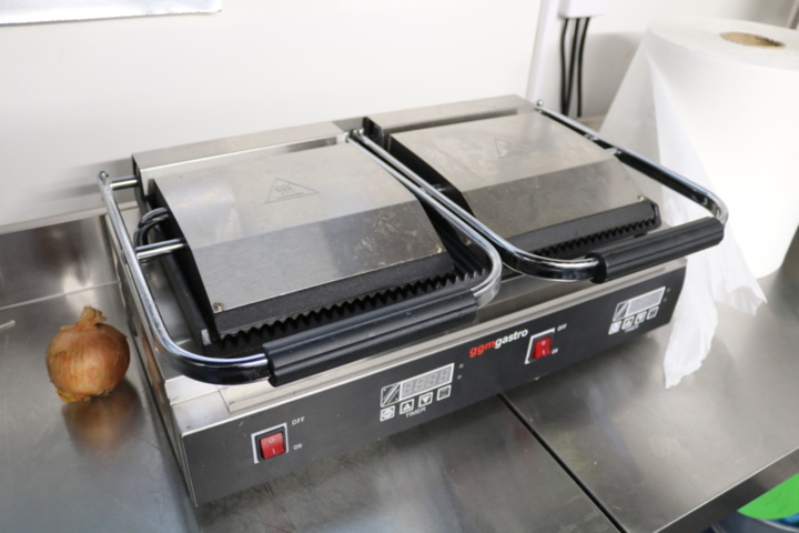 999403-31 Restaurant near Ske-å C sold for relocation or continued operation