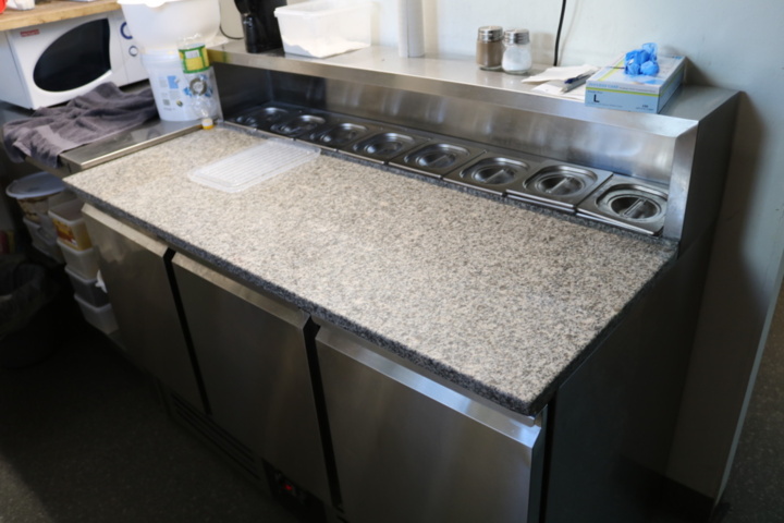 999403-34 Restaurant near Ske-å C sold for relocation or continued operation