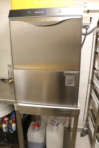 999403-40 Restaurant near Ske-å C sold for relocation or continued operation