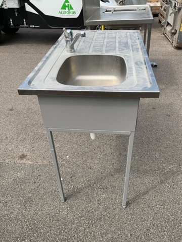 1121563-6 Washing bench