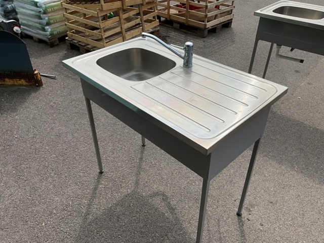 1121564-4 Washing bench