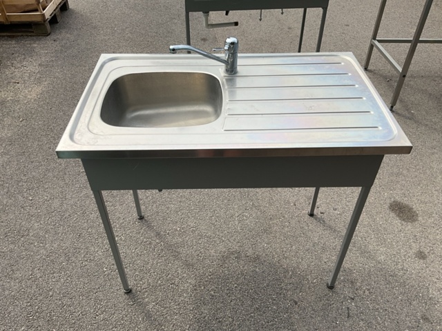 1121564-6 Washing bench