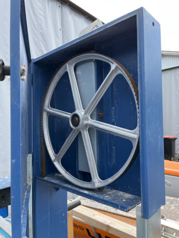 1208889-5 Band saw Lissmac MBS-650