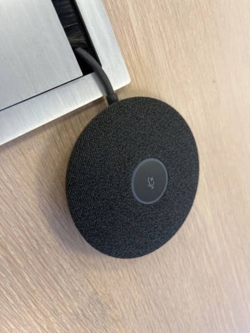 1132156-12 Smart-TV 85" 4K & konferensutrustning