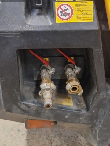 1151120-7 Compressor on trailer - Kaeser Mobilar M31