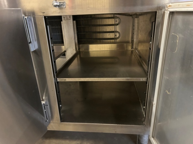 1170999-7 Displaykyl med underskåp