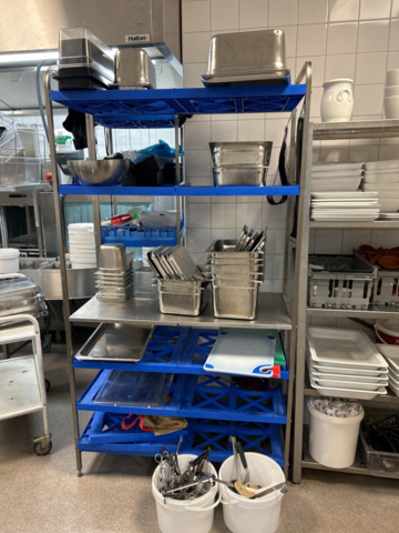 1192690-3 Collection of commercial kitchen equipment