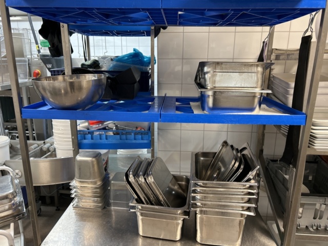 1192690-9 Collection of commercial kitchen equipment