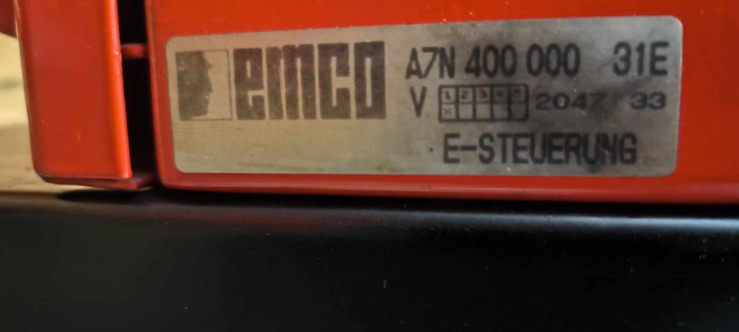 1211312-5 Lathe Emcoturn 220