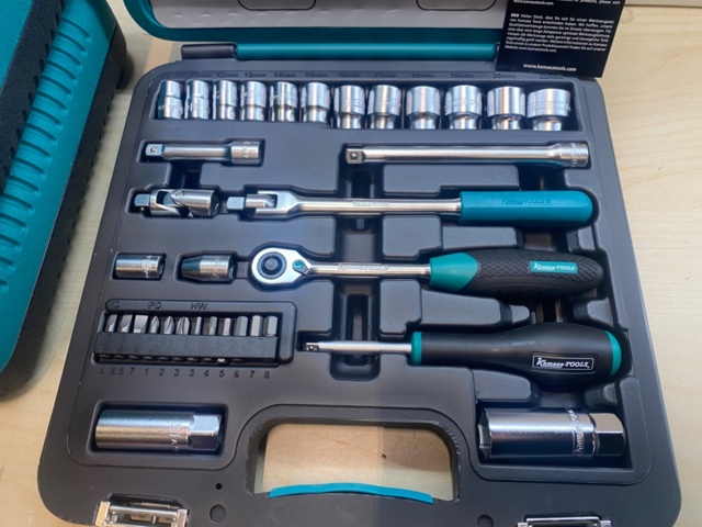 1211303-2 4 Socket set Kamasa Tools 3/8